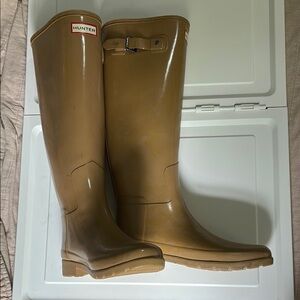 Hunter Beige Rubber Boots